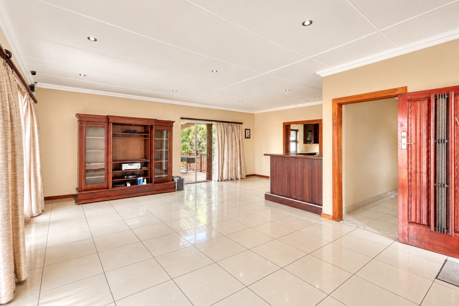 4 Bedroom Property for Sale in Nahoon Valley Park Eastern Cape